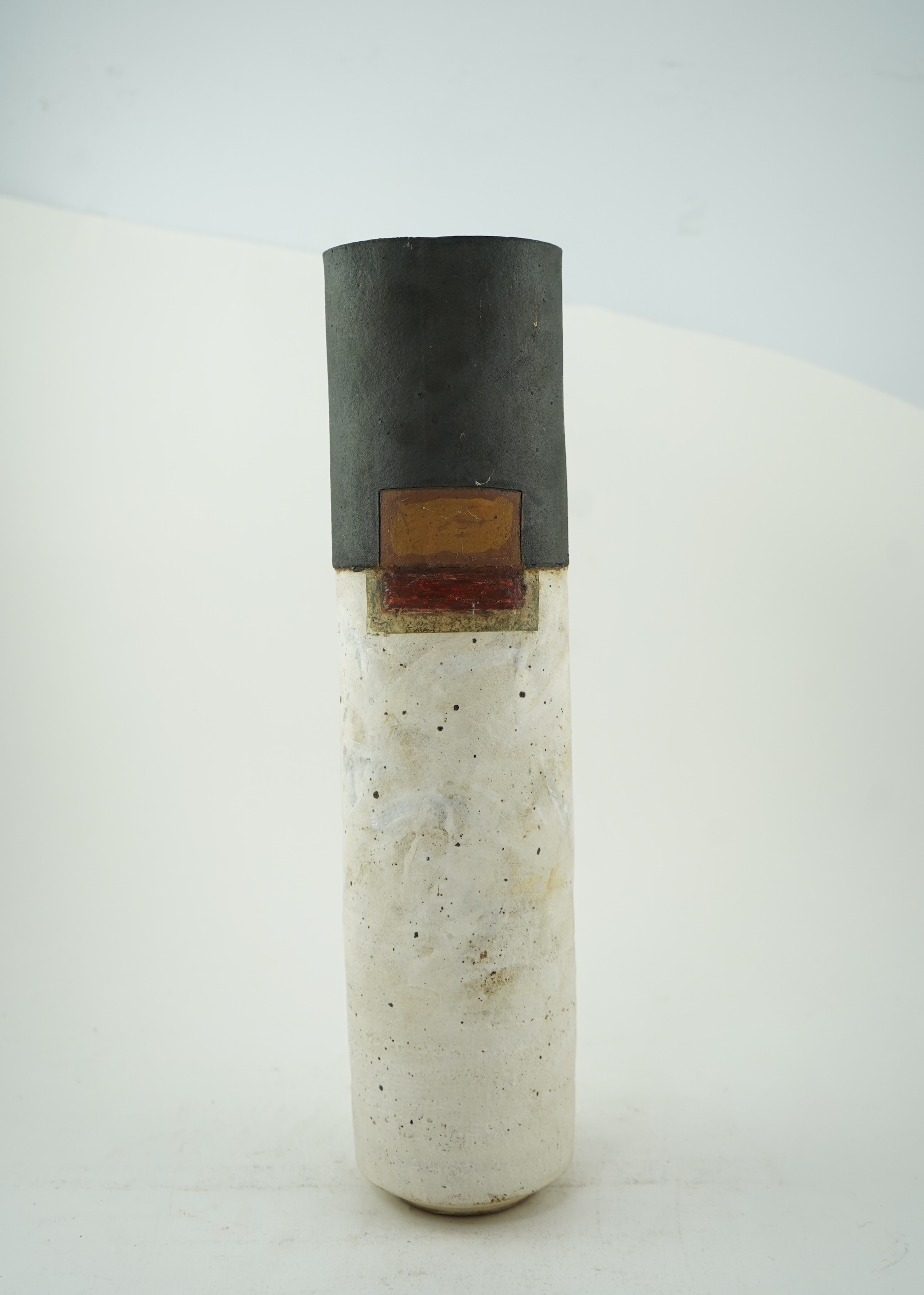 Robin Welch (1936-2019): A tall cylindrical vase